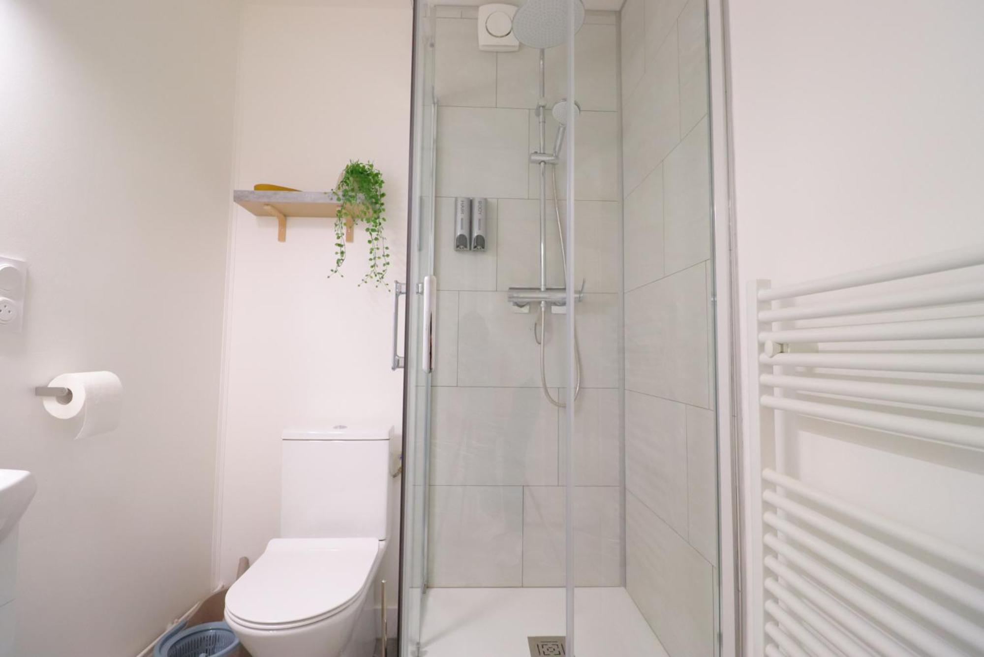Le Neo - Studio Chic Avec Sa Cour Privative Et Fibre 베르주라크 객실 사진