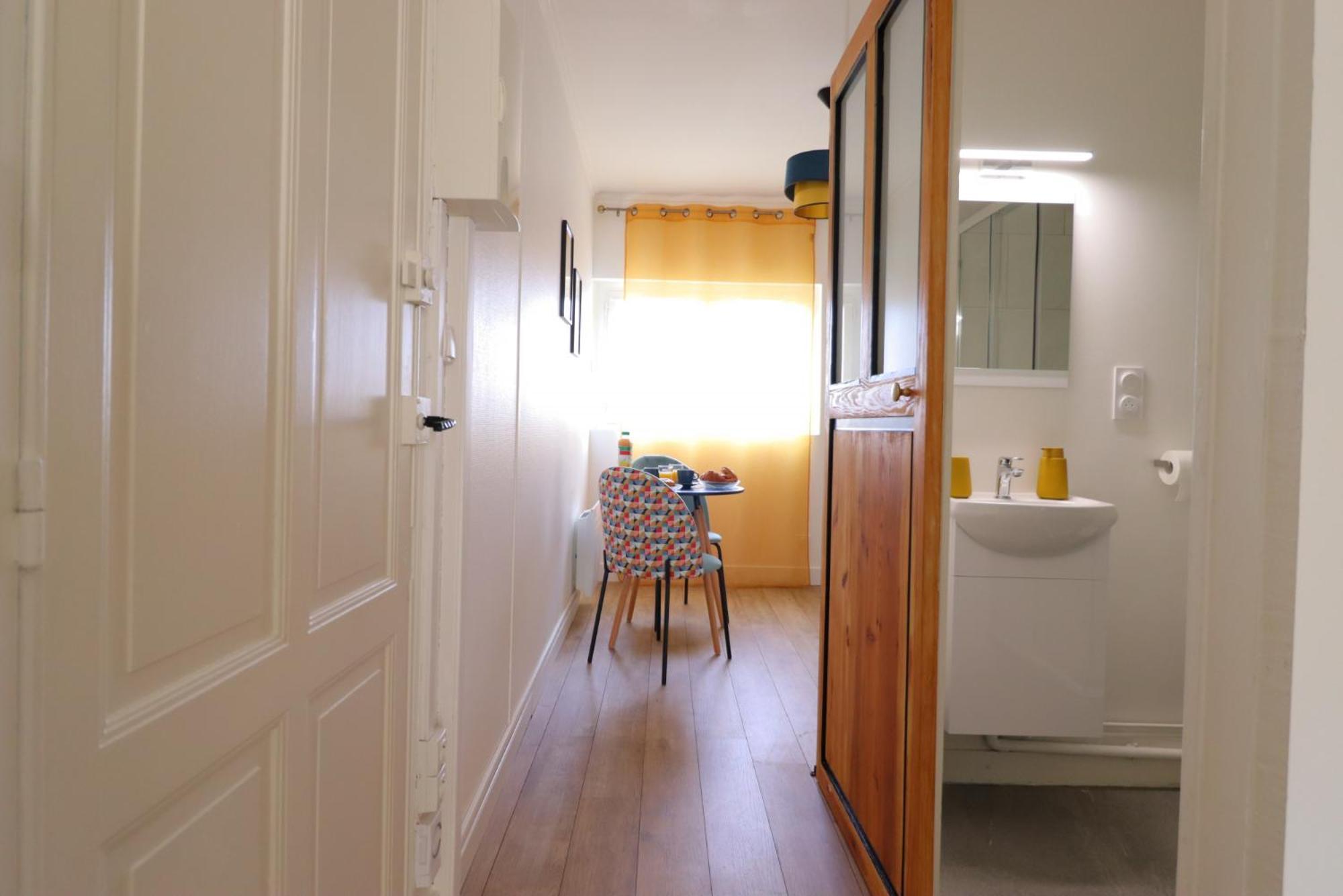Le Neo - Studio Chic Avec Sa Cour Privative Et Fibre 베르주라크 객실 사진