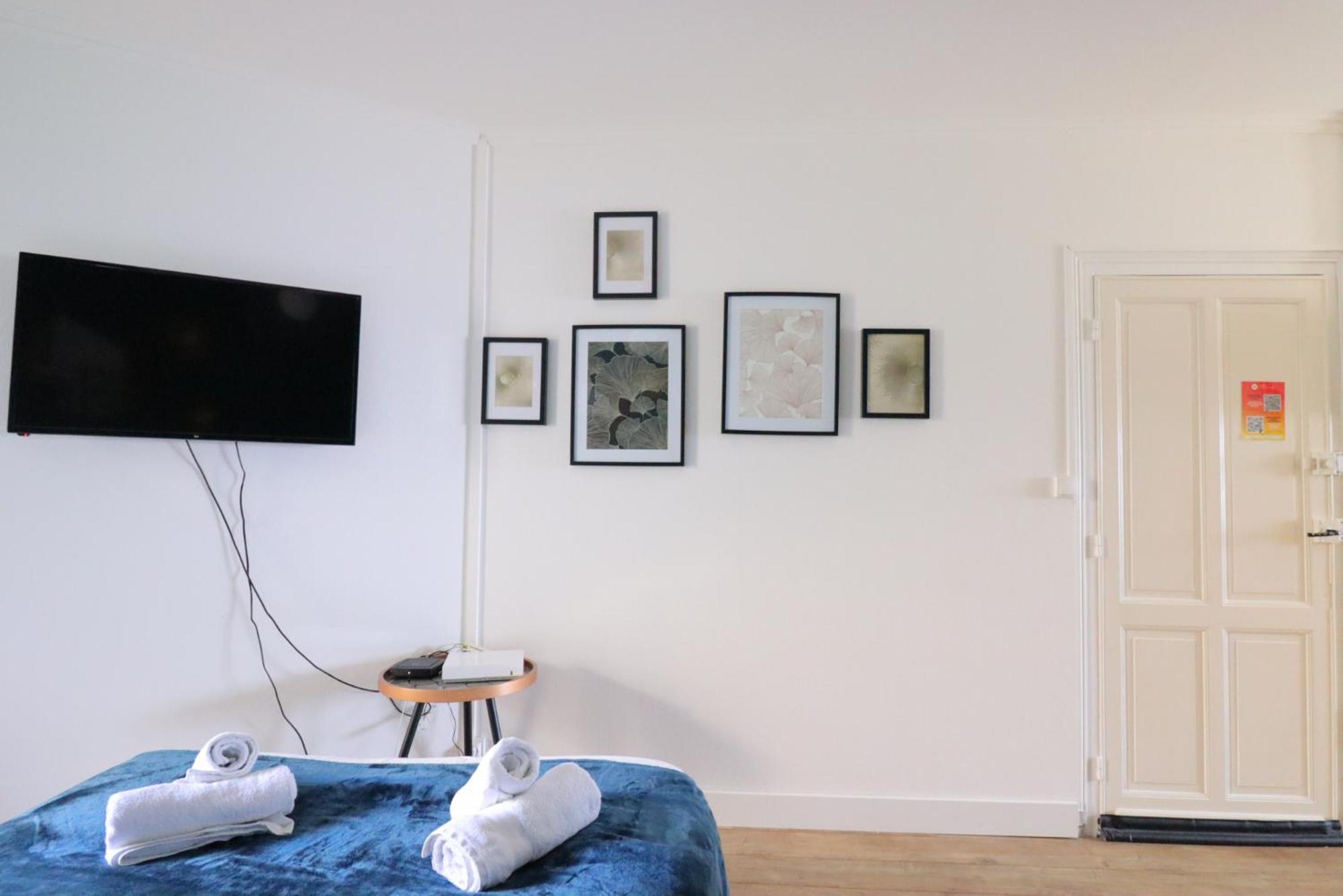 Le Neo - Studio Chic Avec Sa Cour Privative Et Fibre 베르주라크 외부 사진
