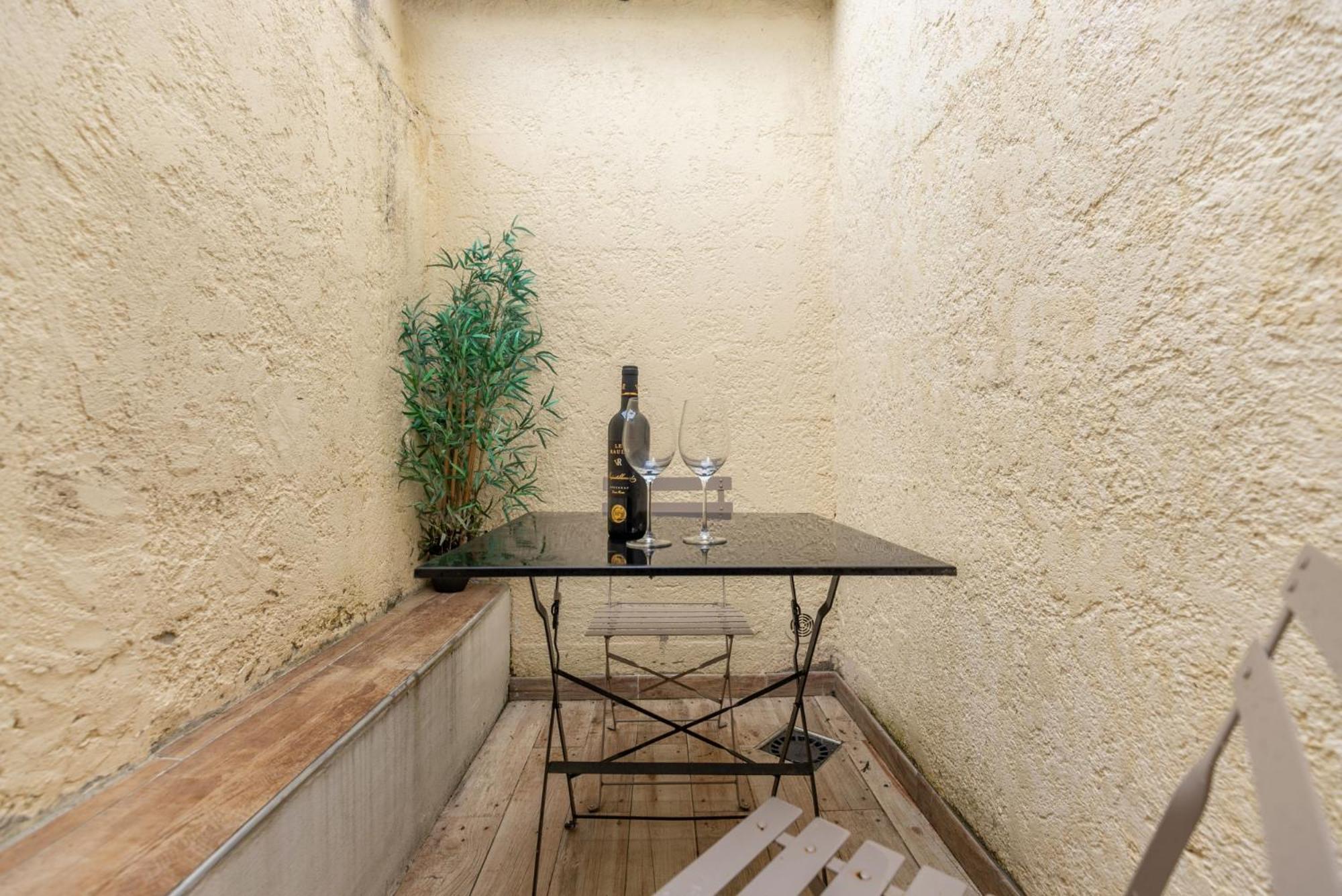 Le Neo - Studio Chic Avec Sa Cour Privative Et Fibre 베르주라크 외부 사진