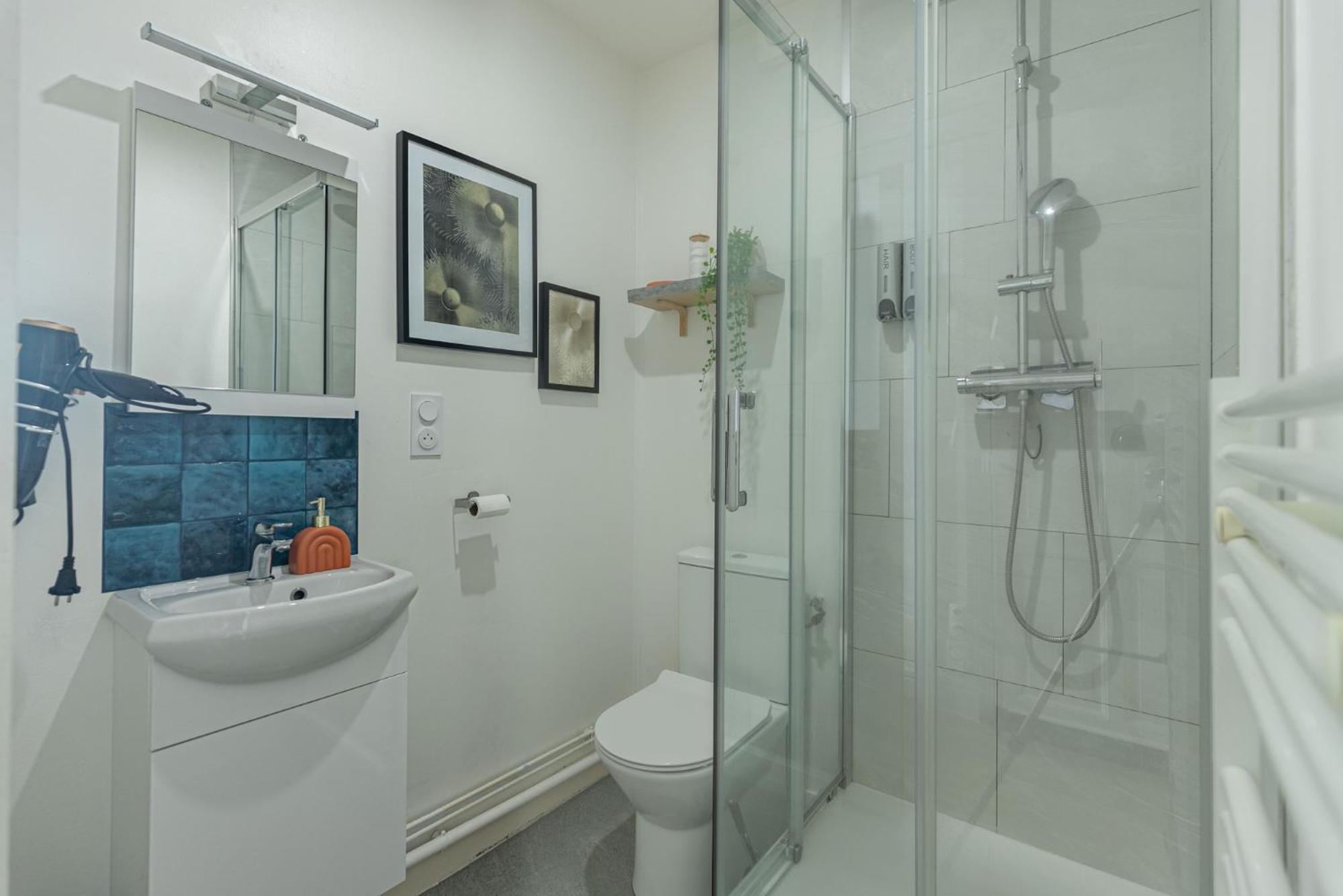 Le Neo - Studio Chic Avec Sa Cour Privative Et Fibre 베르주라크 외부 사진